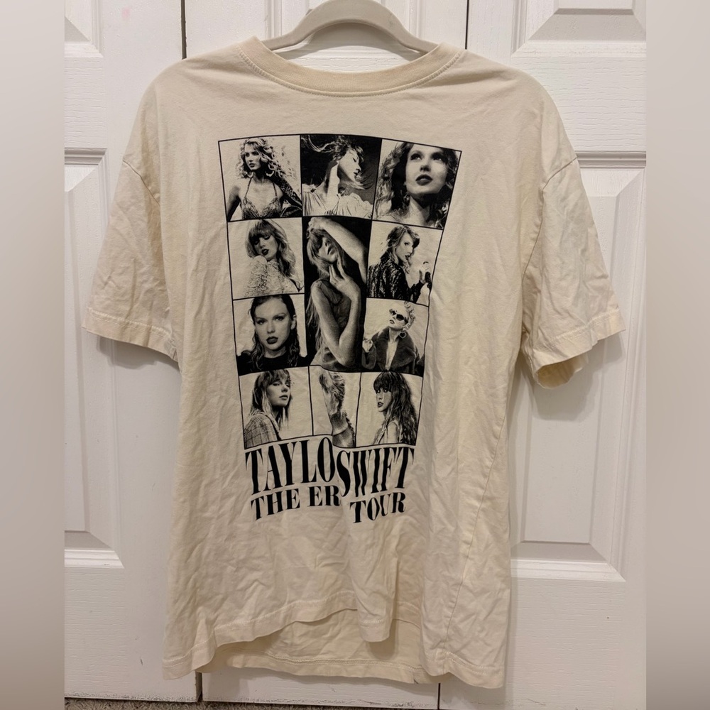 Crème Taylor Swift Eras Tour merch tee size medium